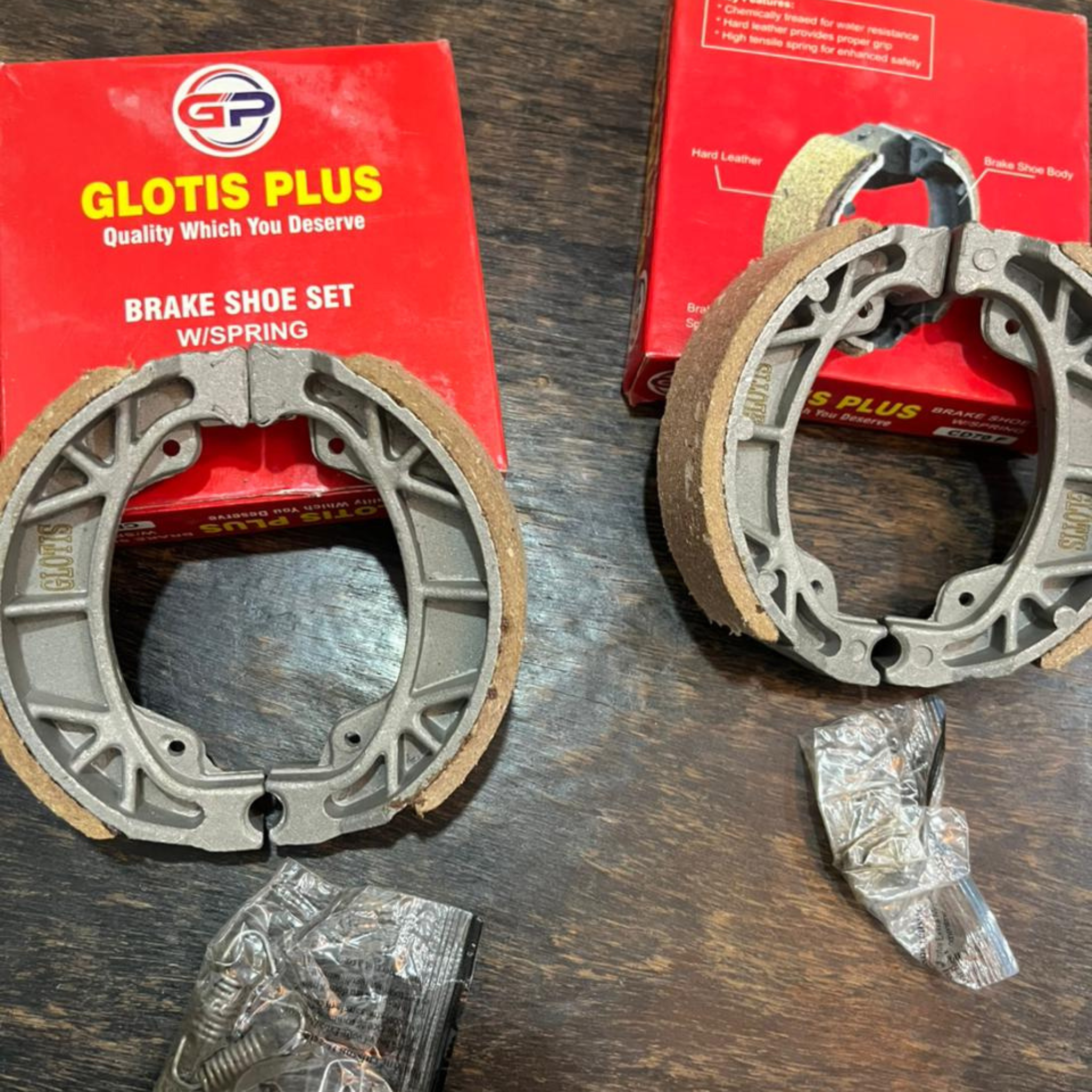 Glotis Plus Motorcycle Brake Shoe Set with Spring – Premium Quality, Long-Lasting Performance | Durable Brake Pads for CD70, CG125 & More