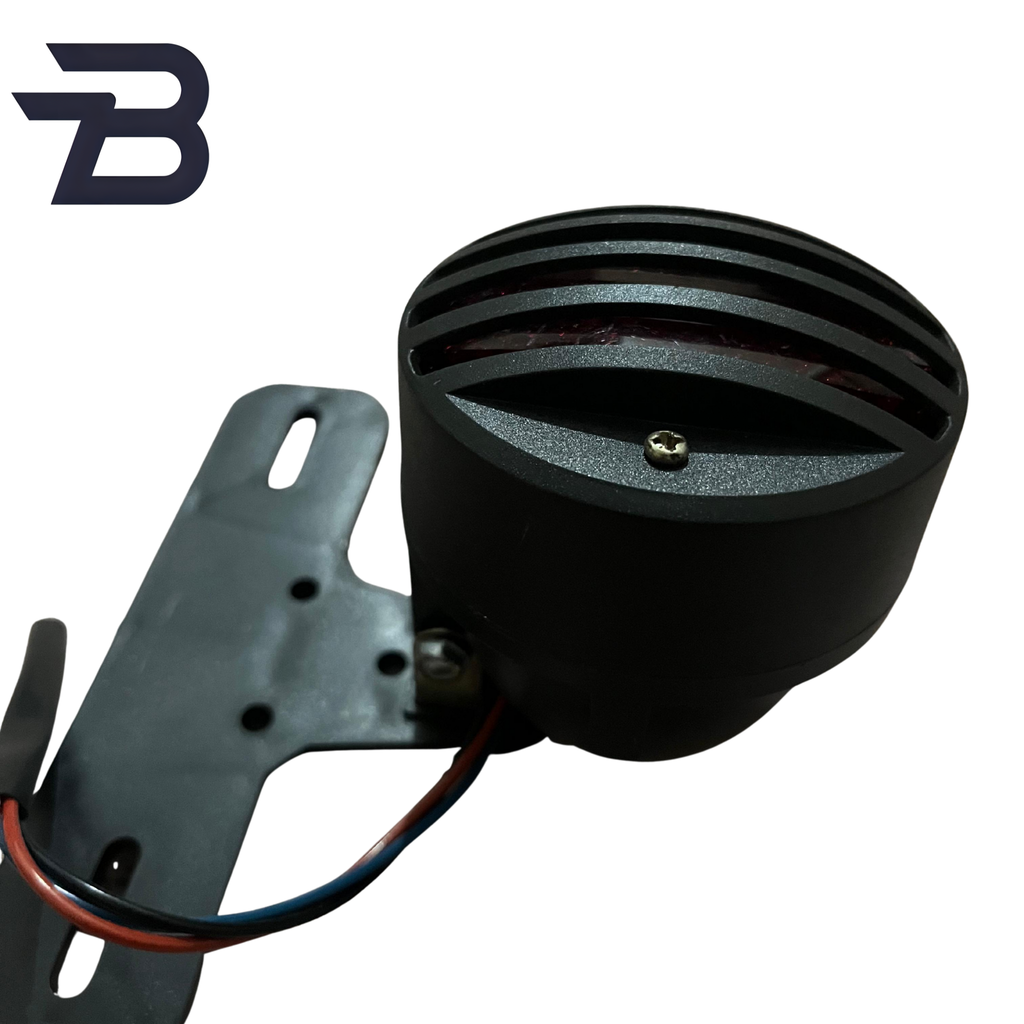 Vintage Motorcycle LED Tail Light with Number Plate Holder – Retro Brake & Indicator Lamp